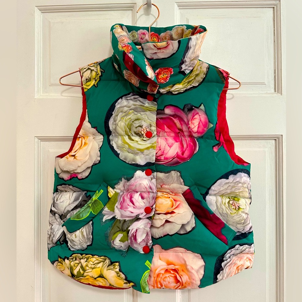 {MATRIOCHKA les Brigui a braque} floral print vest - Sz S-M 🌹🌸🌼
